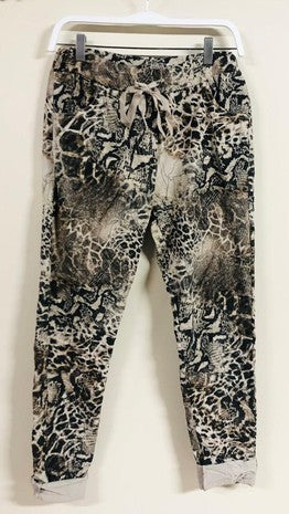 Mocha Snake Shimmer Venti Crinkle Joggers 8/10/23 6679