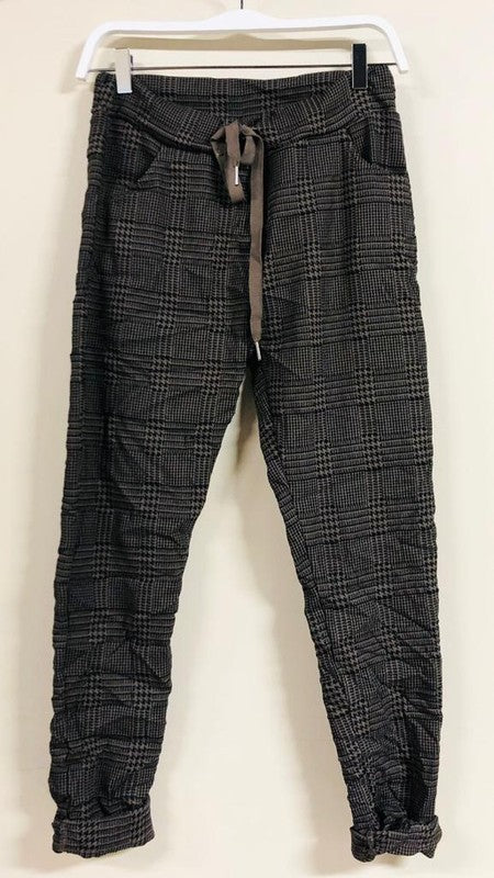 Black Mocha Tartan Plaid Venti Crinkle Joggers 9/14/23 7047