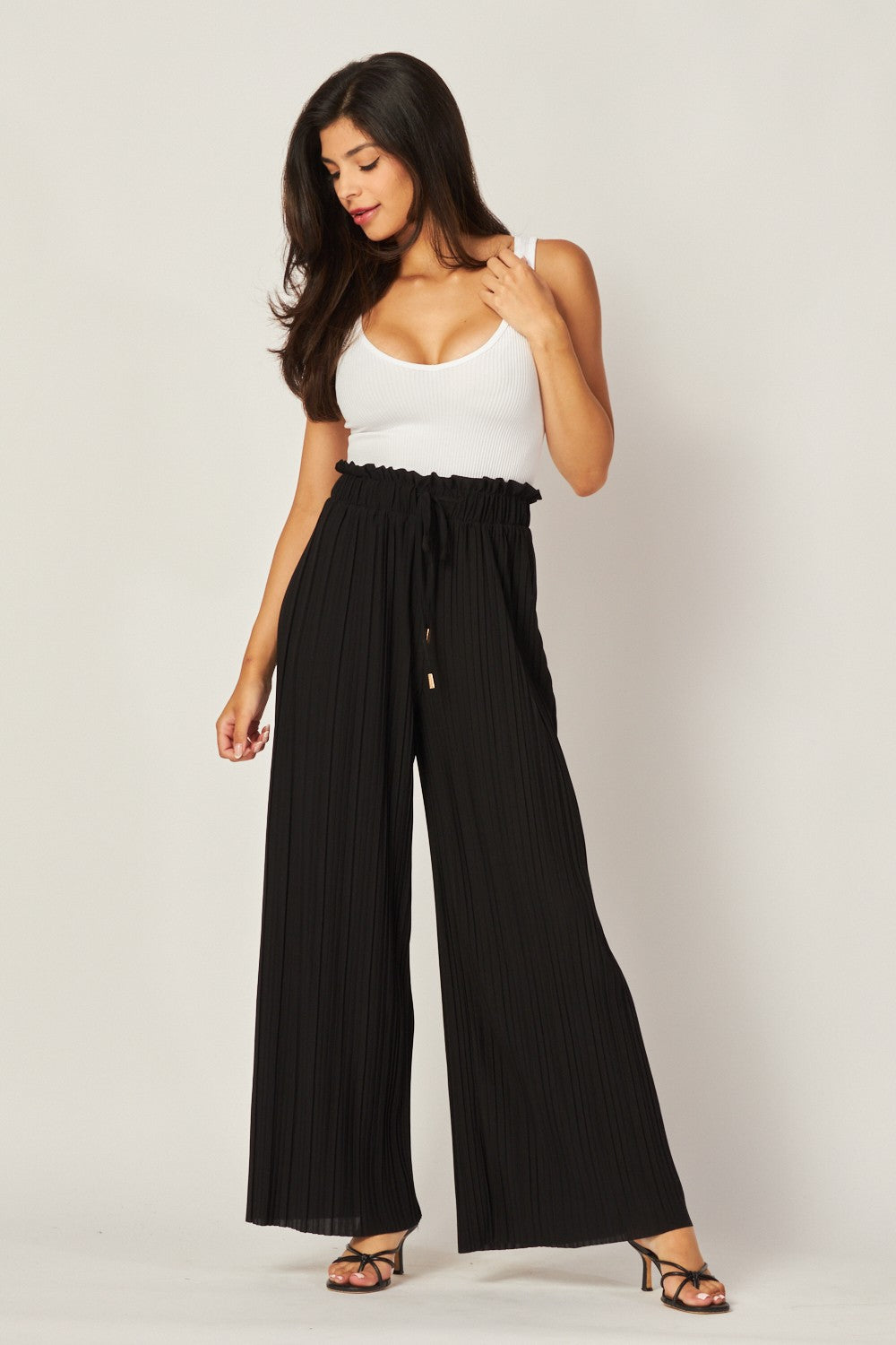 Black Pleated Paper Bag Drawstring Wide Leg Pants 2/14/25 9619