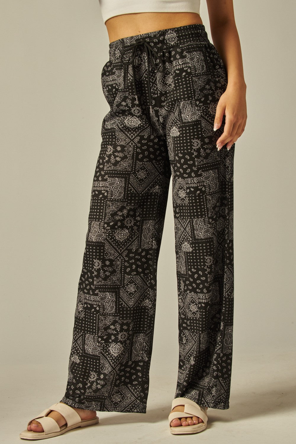 Black Bohemian Rib Drawstring Wide Leg Pants 2/24/25 9636