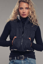 Black Reversible Cropped Puffer Urban Daizy Vest