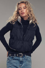 Black Reversible Cropped Puffer Urban Daizy Vest