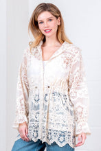 BLACK LONG ELASTICIZED HOODED LACE JACKET