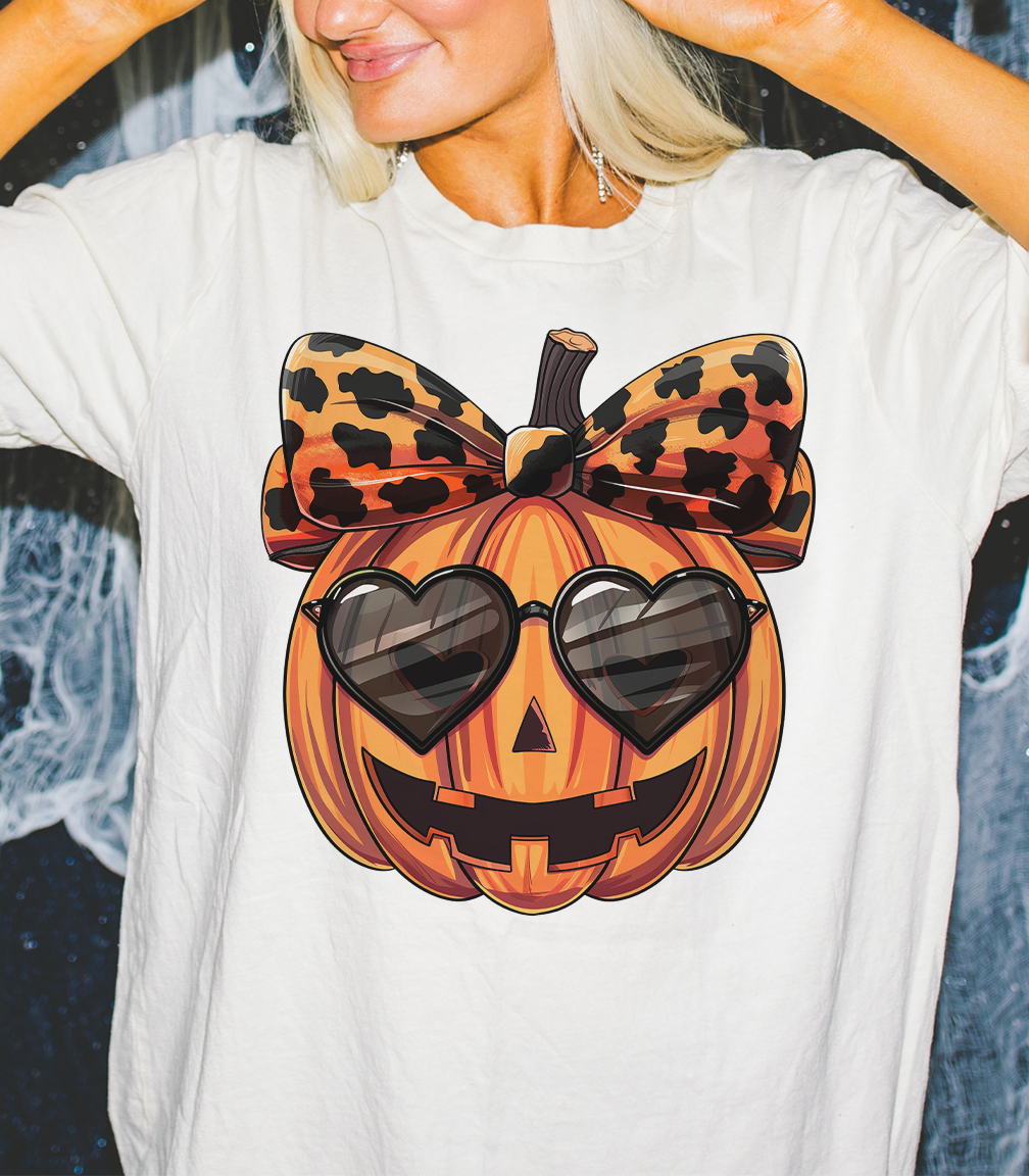 White Pumpkin Heart Glasses Tee