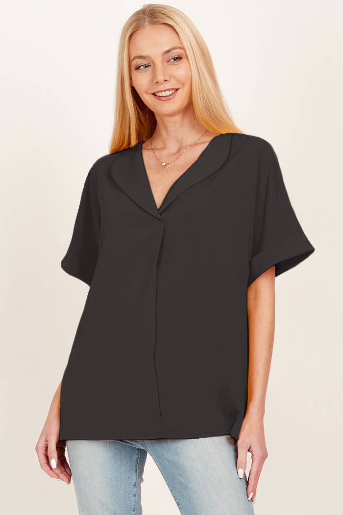 Black Solid Collared Short Sleeve Loose Boxy Top