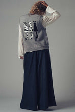Grey Cat Print Knit Sweater Urban Daizy Vest