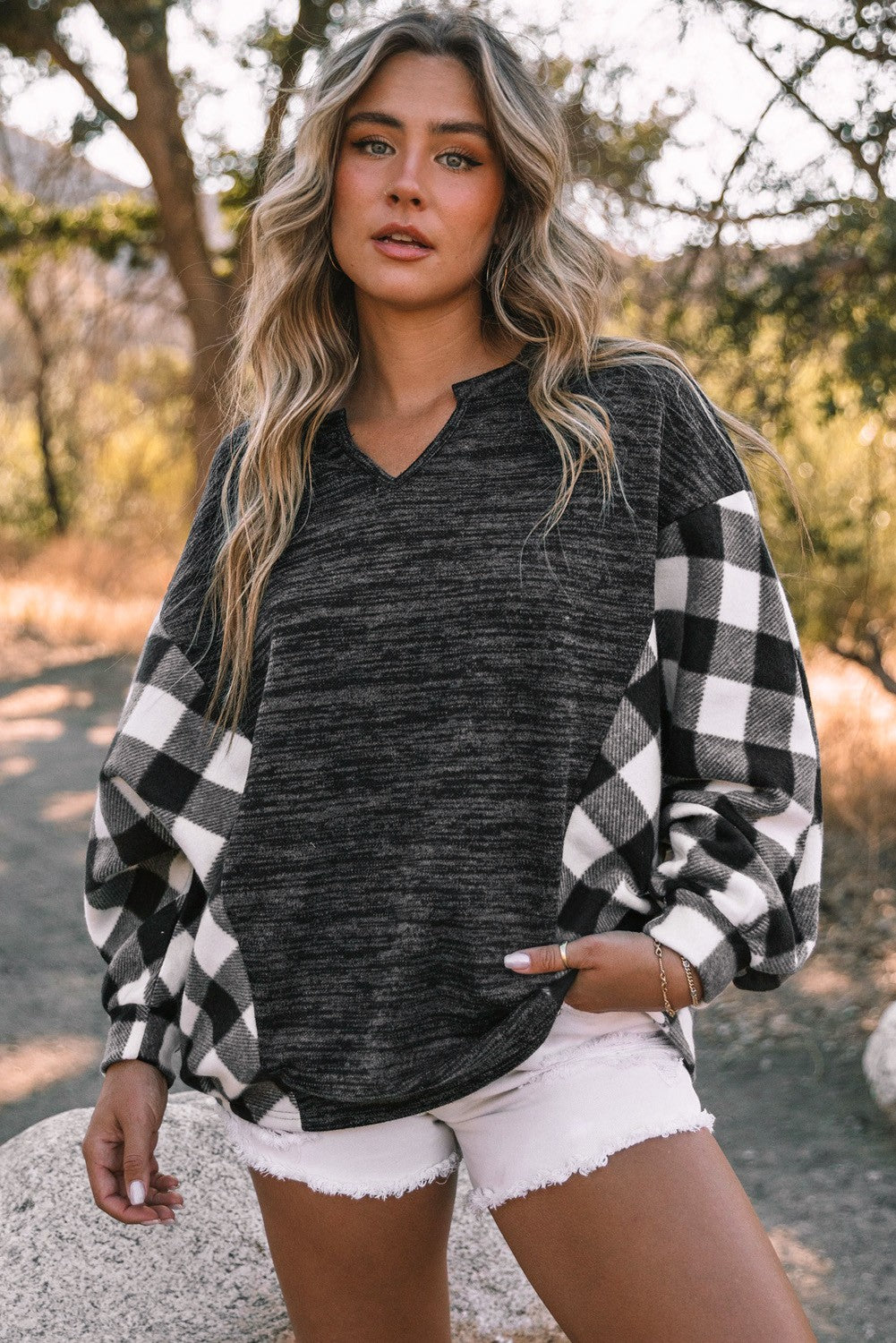 Black Buffalo Plaid Split Neck Knit S Top 11/22/22 4558