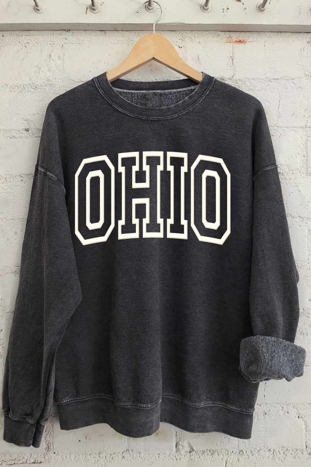 Black Ohio Puff Print Graphic Rustee Sweatshirt 4/3/23 5876