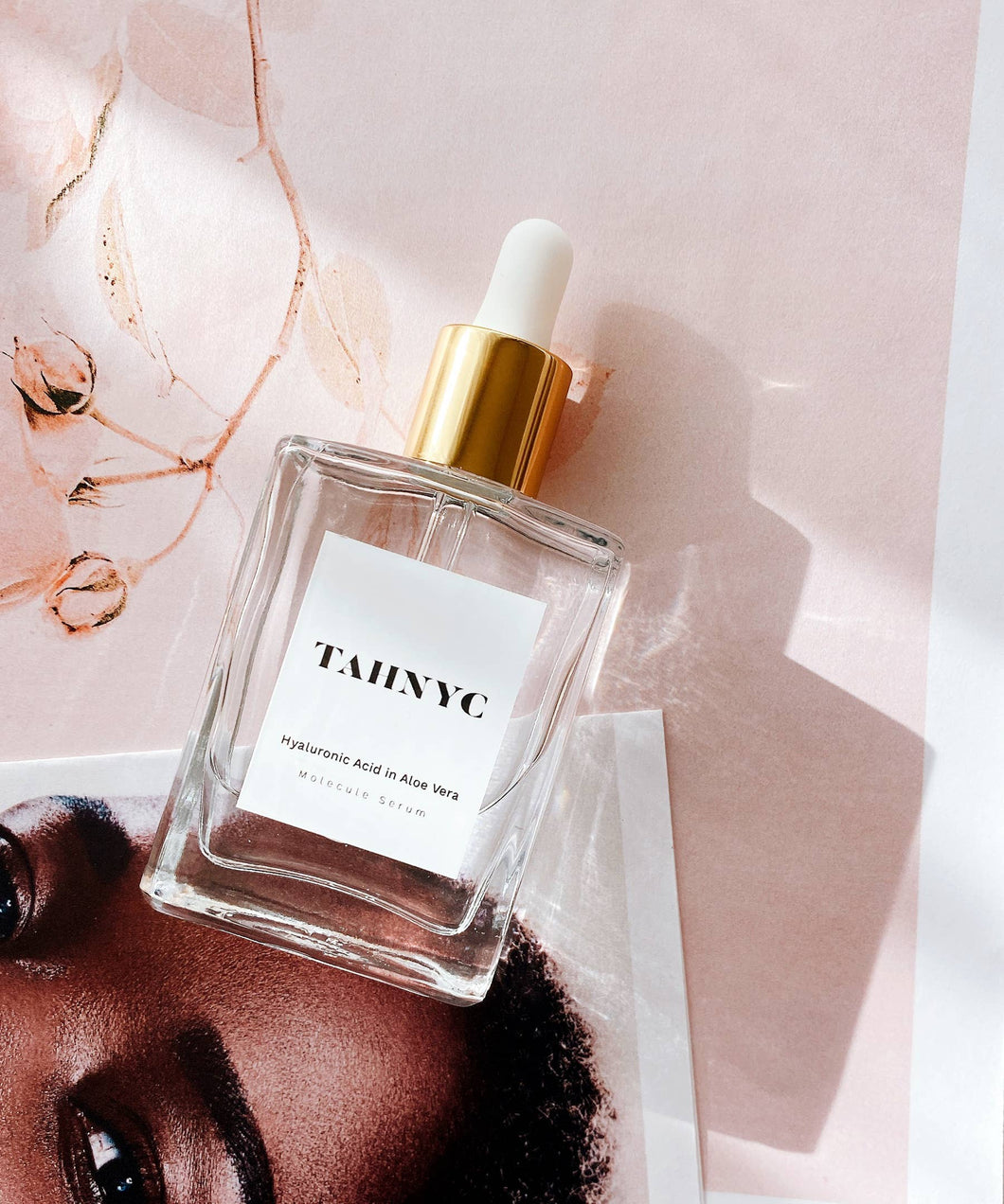 Vegan Hyaluronic Acid in Aloe Vera Molecule Serum