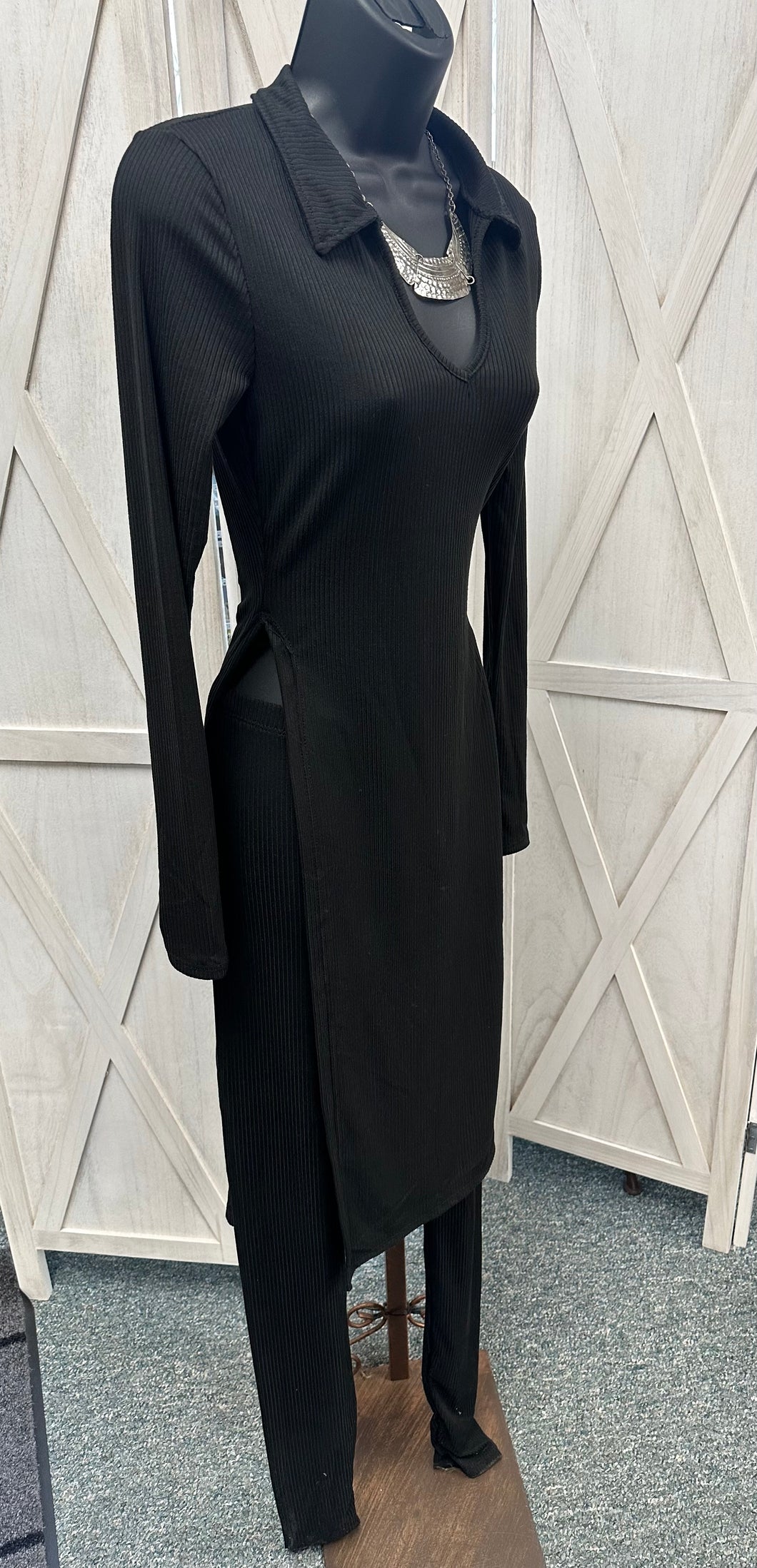 Black Rib Long Sleeve Collared V Neck Top & High Waisted Leggings Limitless Set 10/12/22 4310