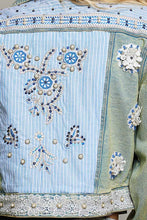 Cropped Pearl Studs Floral Patch Trim Denim Jacket: DENIM / M