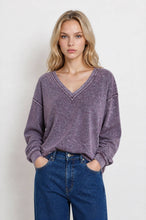WASHED INVERTED SEAM DETAIL LONG SLEEVE KNIT TOP: EGGPLANT