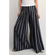 Black White Stripe Wide Leg Crop Pants