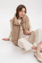 Cocoa Solid Zip Up Puffer Vest