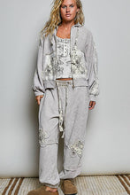 Sand Double Gauze Front Pocket Printed Thermal Hooded POL Jacket
