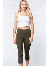 True Olive Workout Capri Length Pants