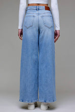 Medium Light Clean Stretch High Rise Wide Leg Hidden Jeans