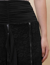 Black Floral Lace Inregular Hem Skirt