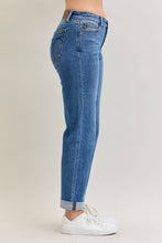Medium Mid Rise BF Classic Cuffed Judy Blue Jeans