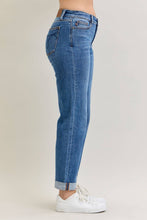Medium Mid Rise Boyfriend Classic Cuffed Judy Blue Jeans