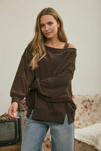 TIERED SLEEVE BOAT NECK EXPOSED SEAM KNIT TOP: DARK BROWN