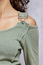 Vintage Washing Solid Buckle Open Shoulder Knit Thermal Top: PALE OLIVE