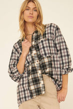 Black Woven Contrast Plaid Front Pocket Button Shirt
