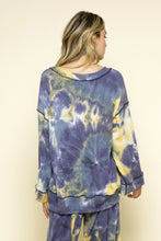 Navy V Neck Tie Dye Ces Femme Top 7/7/23 6561