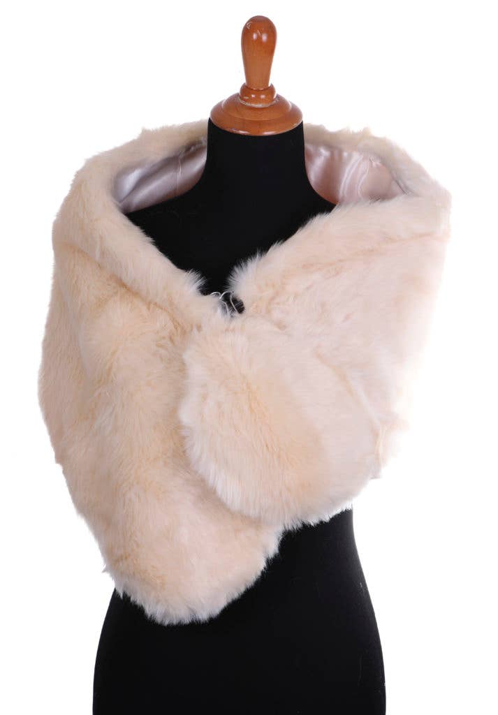 Beige Flapper faux fur cape