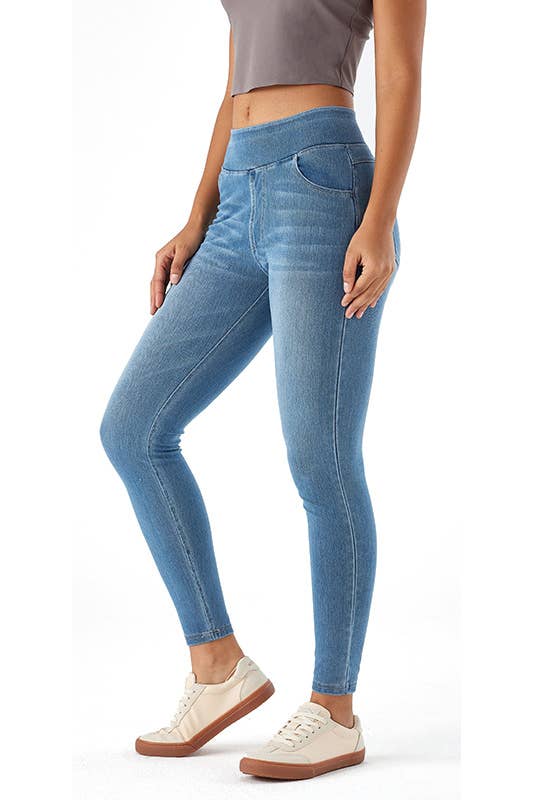 Medium Denim Ultra butter soft light weight skinny jegging jeans w/pocket: Medium Denim
