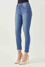Medium Mid Rise Ankle Skinny Risen Jeans 6/20/23 6483
