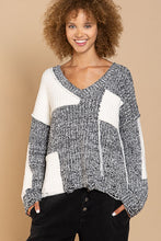 Black Ivory V Neck Long Sleeve POL Sweater 7/20/23 6691