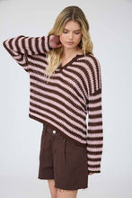 STRIPE RAW EDGE SPLIT NECK SHEER KNIT SWEATER : NAVY