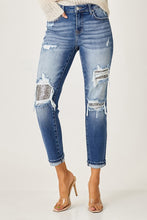 Dark Mid Rise Sequins Patched Straight Risen Jeans 12/29/23 7773