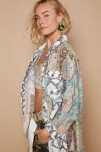 Long sleeve roomy fit shirt in printed woven top: Green Multi