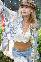 Long sleeve roomy fit shirt in printed woven top: Green Multi