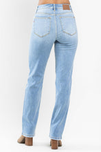 Medium High Waist Contrast Wash Thermal Straight Judy Blue Jeans 9/27/23 7126
