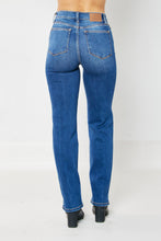 Medium High Waist Hidden Button-Fly Dad Judy Blue Jeans 10/17/23 7214