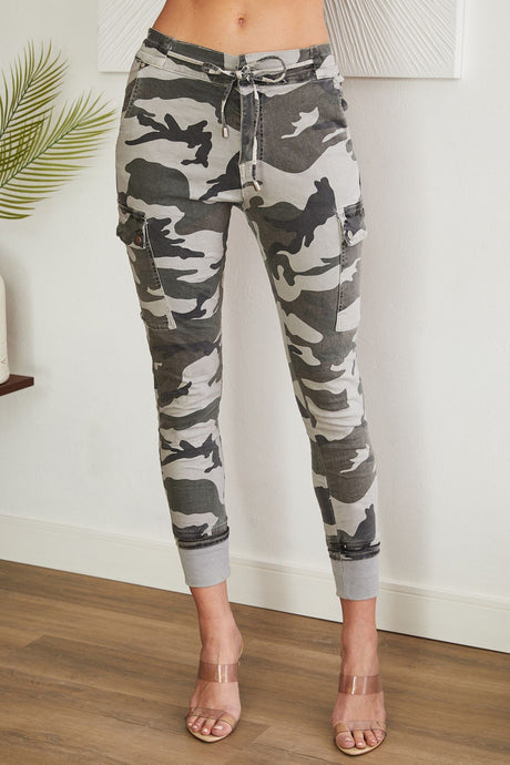Grey Camo Cargo Venti Pants 11/22/23 7611