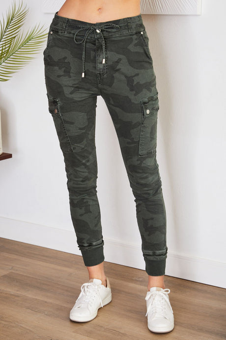 Army Green Camo Cargo Venti Pants 11/22/23 7612
