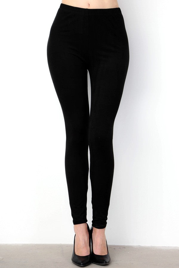 Black Solid Brushed Full Leggings 10/22/25 1210