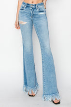 Light Mid Rise Flare Long Fray Risen Jeans 12/23/24 9386