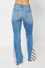 Medium American Flag Flare Judy Blue Jeans 6/23/25 9984