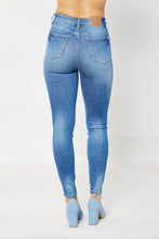 Medium High Waist Tummy Control Classic Skinny Judy Blue Jeans 7/16/24 8752