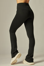 Black Nylon Butt Lift Flared Yoga Pants 2/14/25 9599