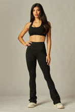 Black Nylon Butt Lift Flared Yoga Pants 2/14/25 9599