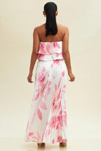 White Pink Pleated Flower Top & Skirt Set 11/8/24 9202