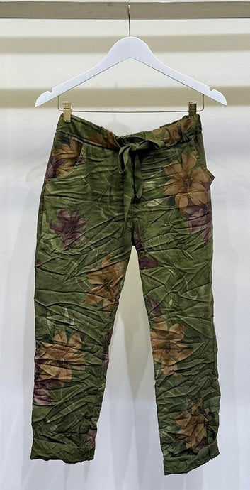 Army Green Garden Floral Venti Crinkle Joggers 4/8/25 9738