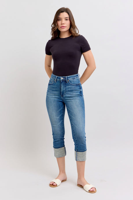 Medium High Waist Tummy Control Back Shield Pockets Cuffed Judy Blue Capris 2/26/25 9649