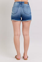 Medium V Front Shield Pocket Judy Blue Shorts 6/23/25 9982